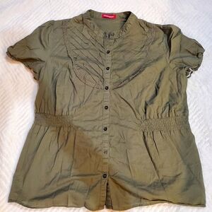 Green blouse